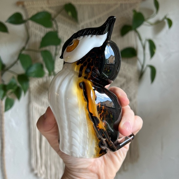 🦉 Hand-Blown Art Glass Owl Figurine – Tortoiseshell & White Murano Style Decor - Picture 7 of 13